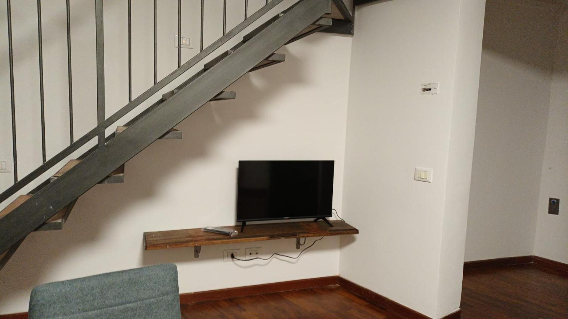 Ferienwohnung Casa N 1 Con Parcheggio Privato E Colonnina Ricarica Livorno Exterior foto